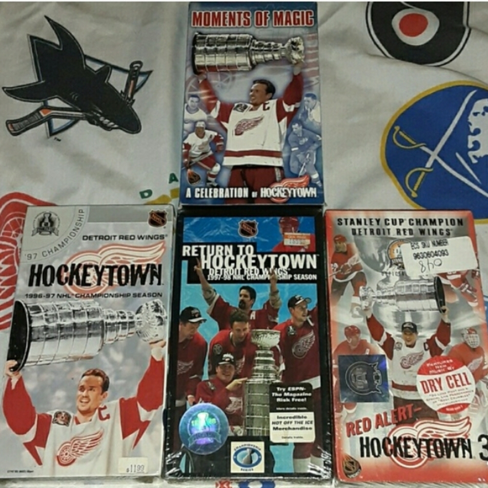 New Detroit Red Wings VHS Movie Lot Bundle Hockey Stanely Cup Champions Hockey